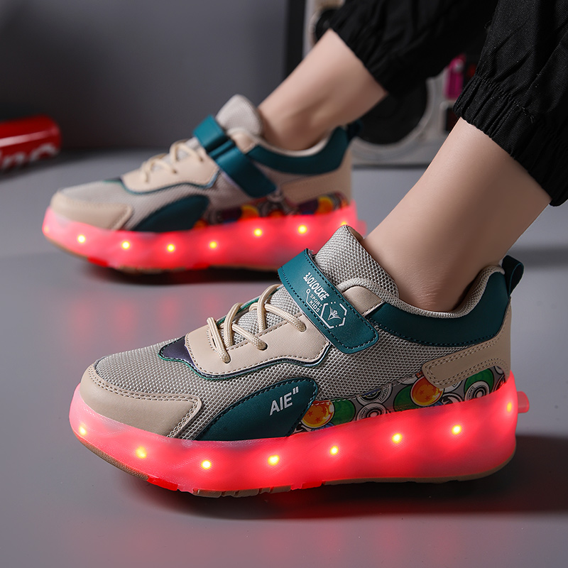 4륜 접이식 LED 라이트가 있는 유스 롤러 스케이트, - Street Fashion Youth 리뷰 및 가격